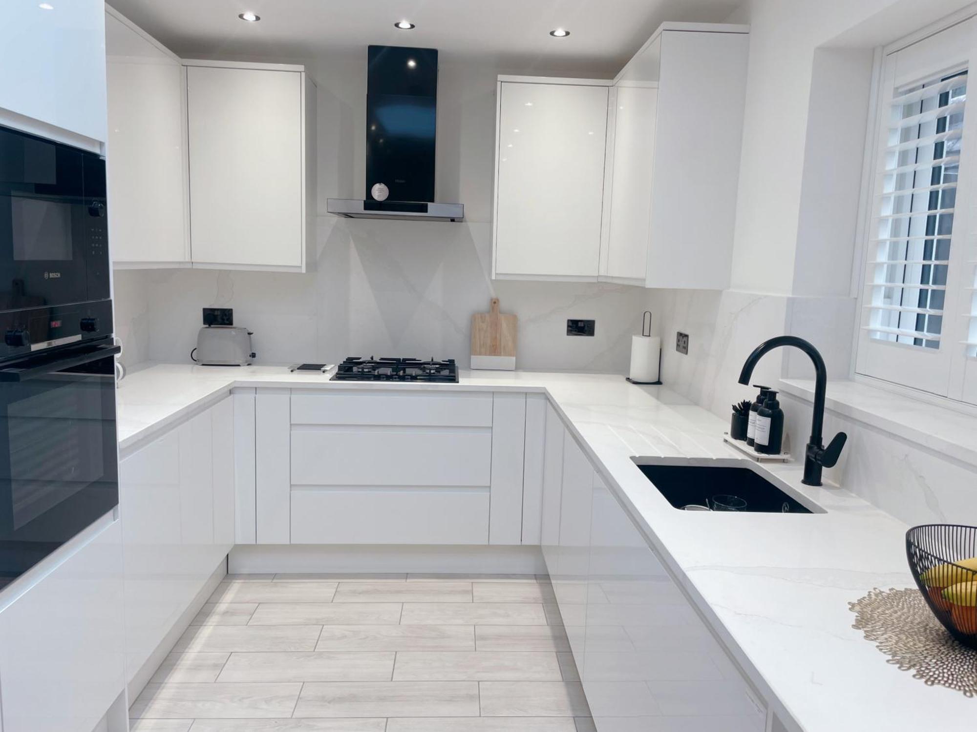 Home Near London Heathrow, Slough,Windsor,Legoland Colnbrook Екстер'єр фото